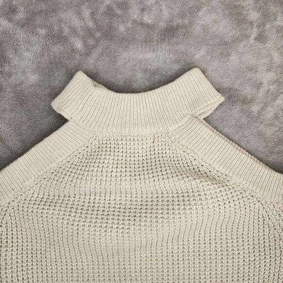 Guess Women's Ivory Cream Cold Shoulder Pullover Sweater Size Small Stylish - Picture 11 of 11